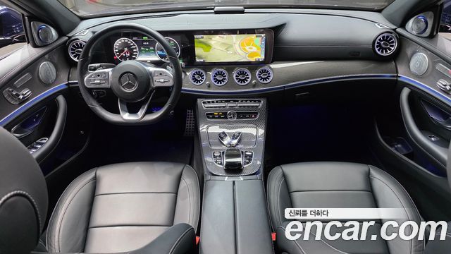 Mercedes-Benz E-Class 2019 — photo 10