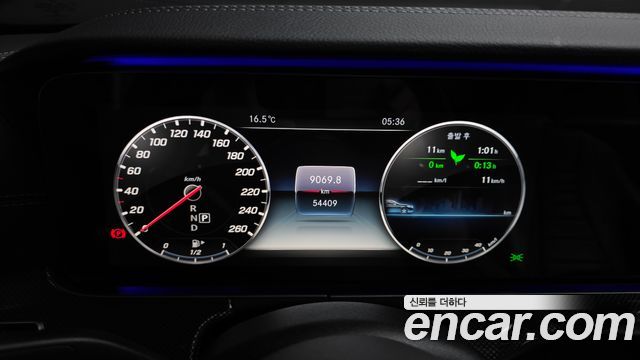 Mercedes-Benz E-Class 2019 — photo 11