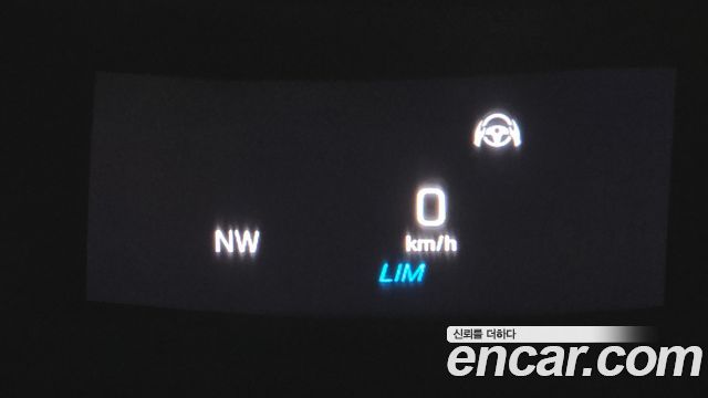 Mercedes-Benz E-Class 2019 — photo 23
