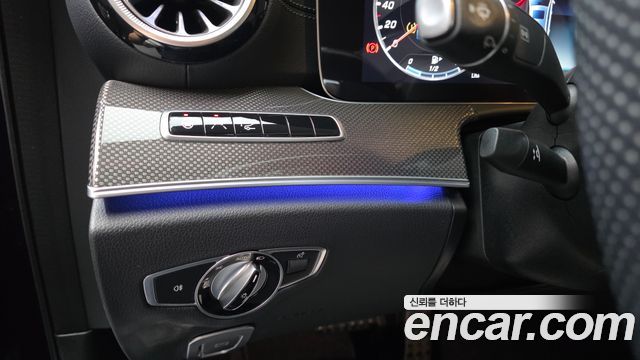 Mercedes-Benz E-Class 2019 — photo 27