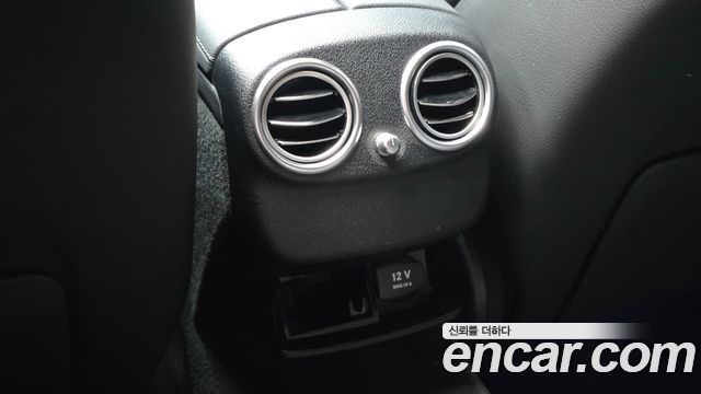 Mercedes-Benz E-Class 2019 — photo 30
