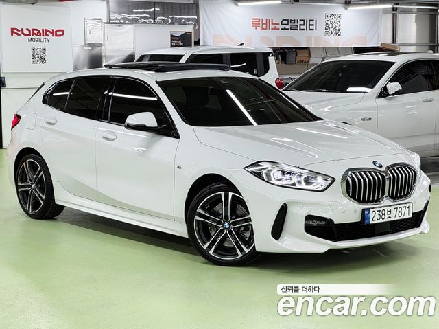 BMW 1-Series 2024 — photo 4