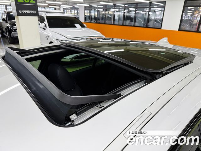 BMW 1-Series 2024 — photo 5