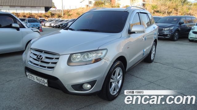 Hyundai Santafe 2011 — photo 1