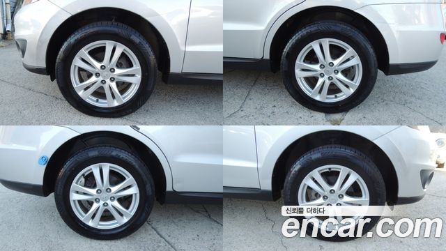 Hyundai Santafe 2011 — photo 19