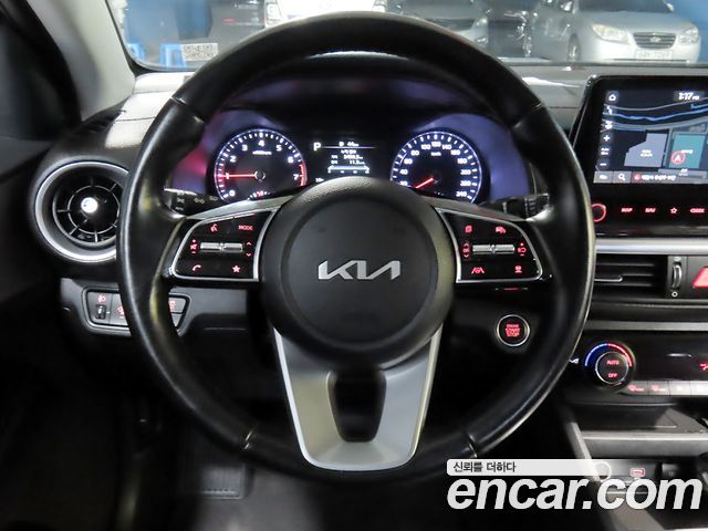 Kia K3 2022 — photo 13