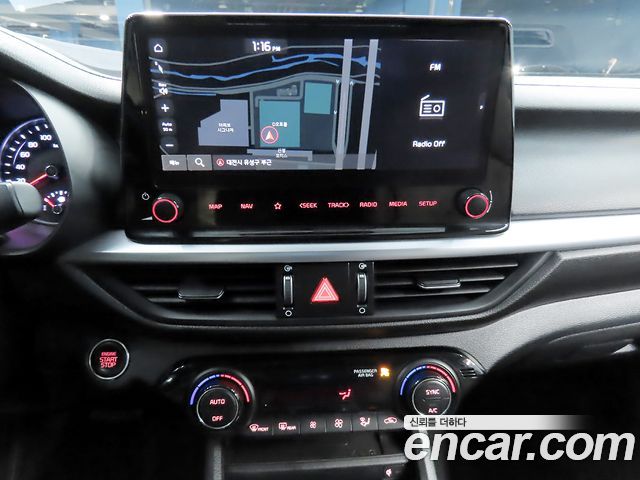 Kia K3 2022 — photo 15