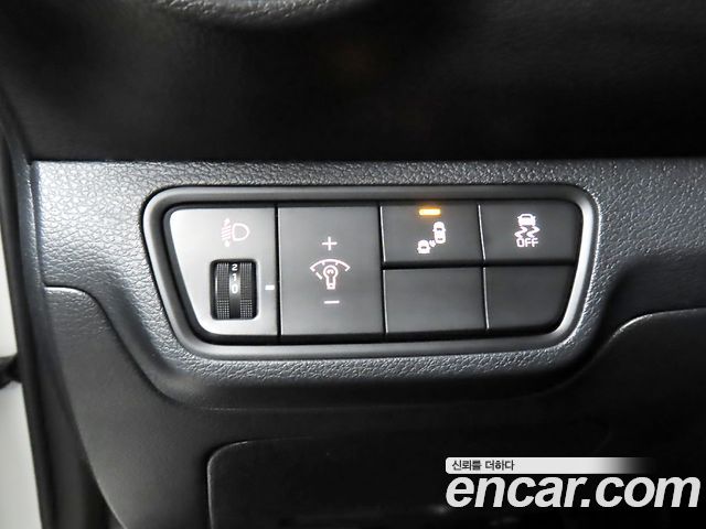 Kia K3 2022 — photo 17
