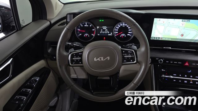Kia Canival 2023 — photo 19