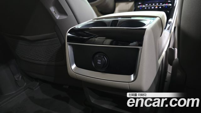 Kia Canival 2023 — photo 33