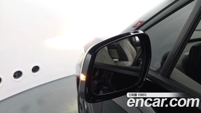 Kia Canival 2023 — photo 41