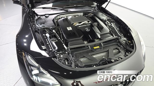 Mercedes-Benz AMG GT 2025 — photo 6
