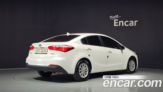 Kia K3 2015 — photo 2