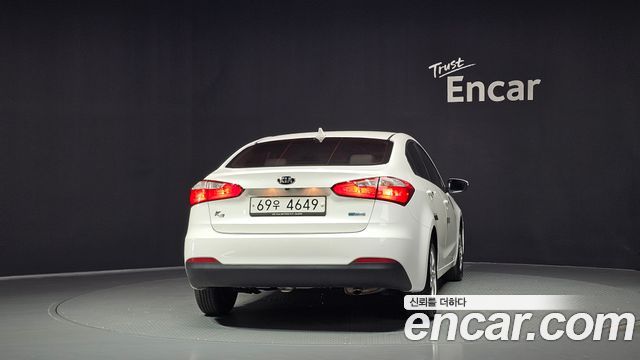 Kia K3 2015 — photo 4