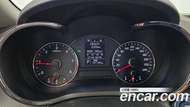 Kia K3 2015 — photo 11
