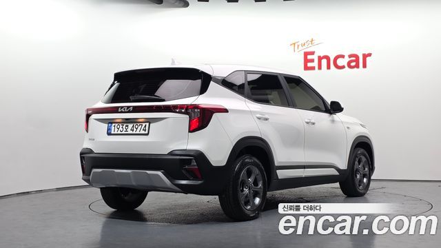 Kia Seltos 2023 — photo 2