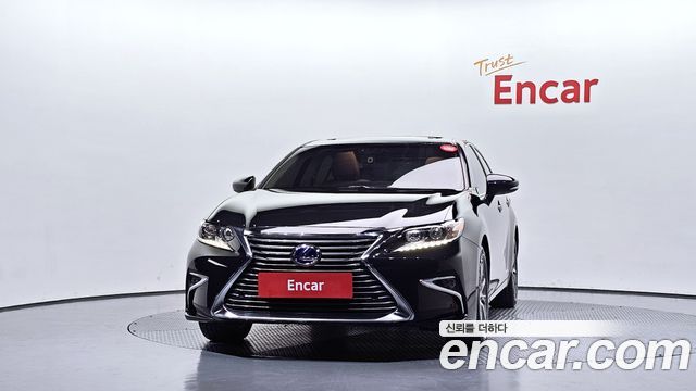 Lexus ES 2017 — photo 3