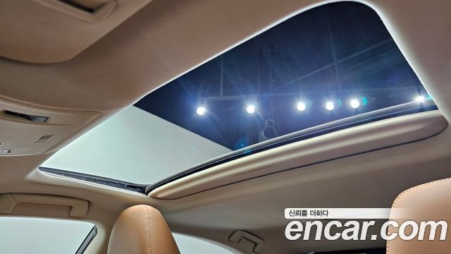 Lexus ES 2017 — photo 19