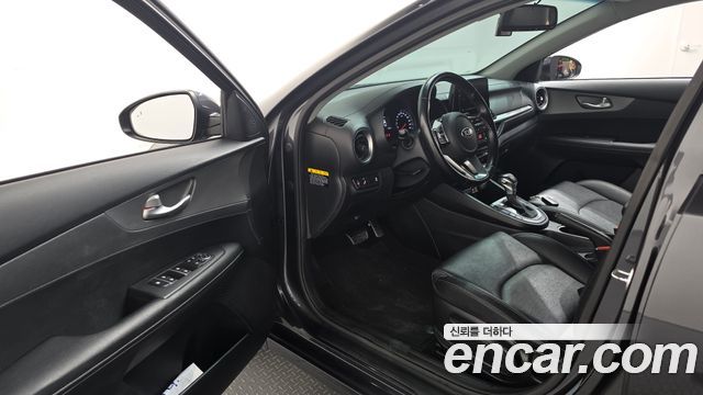 Kia K3 2019 — photo 13