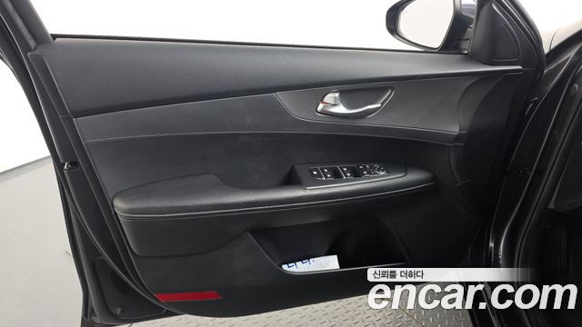 Kia K3 2019 — photo 14