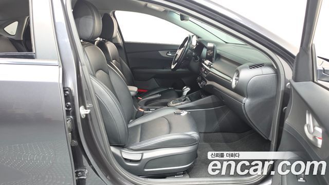 Kia K3 2019 — photo 16