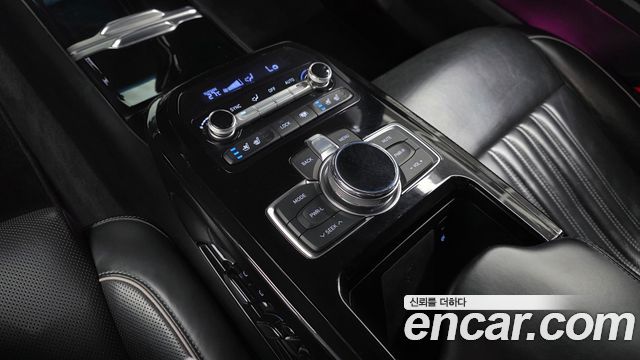 Genesis EQ900 2016 — photo 24