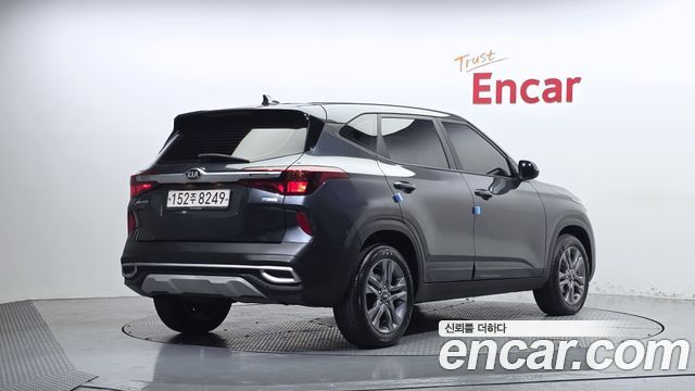 Kia Seltos 2020 — photo 2