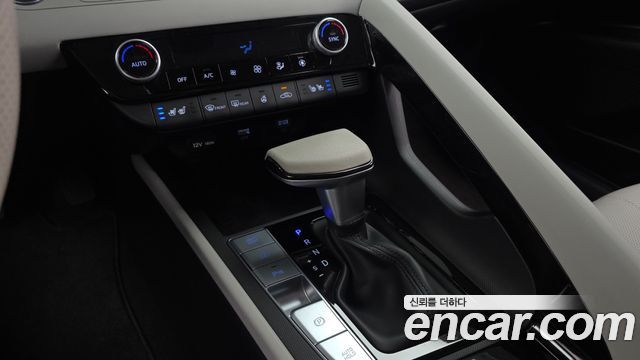 Hyundai AVANTE 2022 — photo 9