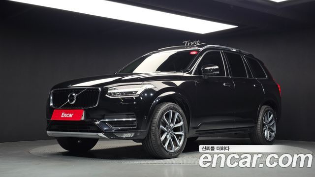 Volvo XC90 2017 — photo 1