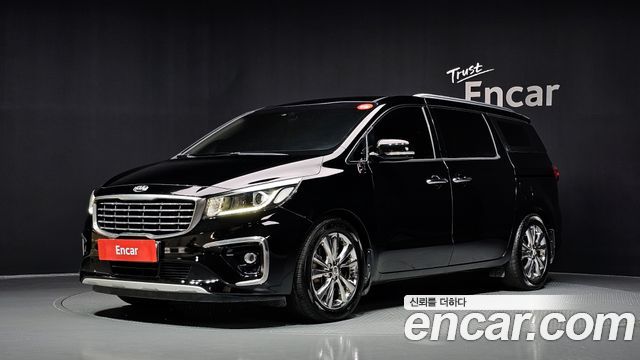 Kia Canival 2019 — photo 1