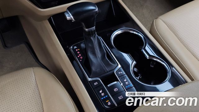 Kia Canival 2019 — photo 12