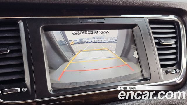 Kia Canival 2019 — photo 21