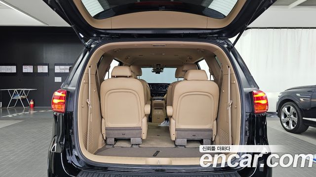 Kia Canival 2019 — photo 26