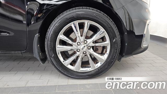 Kia Canival 2019 — photo 7