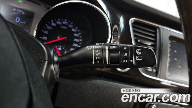 Kia Canival 2019 — photo 34