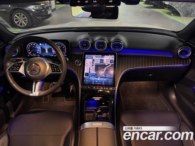 Mercedes-Benz C-Class 2022 — photo 7