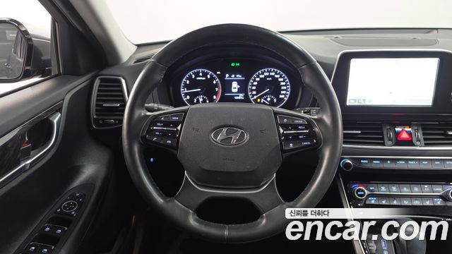 Hyundai Grandeur 2018 — photo 18