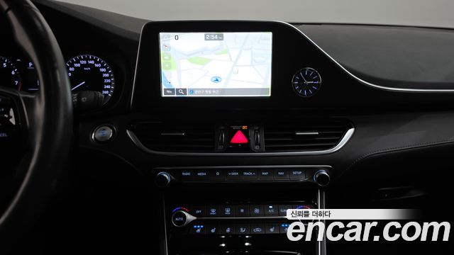 Hyundai Grandeur 2018 — photo 19