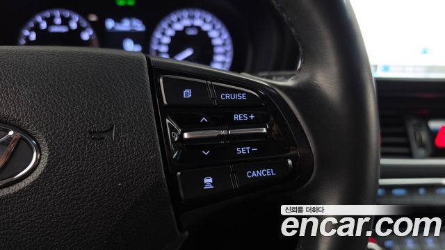 Hyundai Grandeur 2018 — photo 22