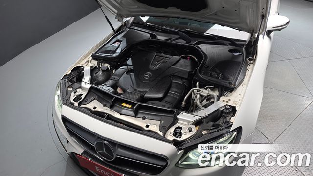Mercedes-Benz E-Class 2019 — photo 6