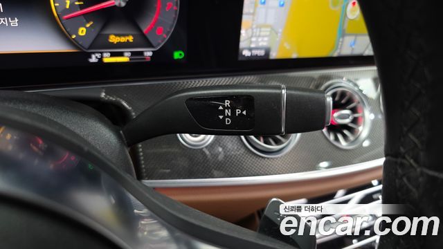 Mercedes-Benz E-Class 2019 — photo 9