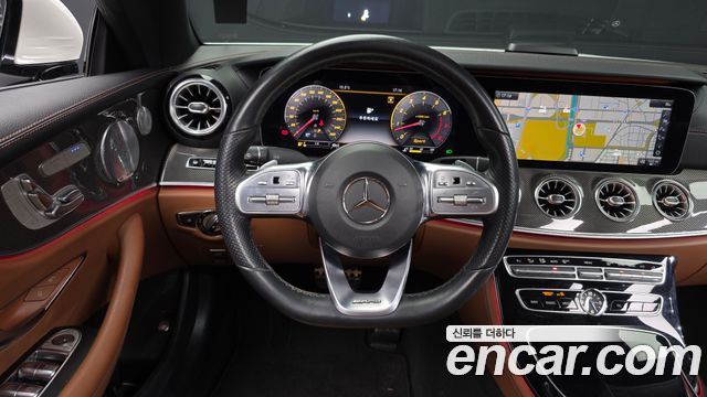 Mercedes-Benz E-Class 2019 — photo 13