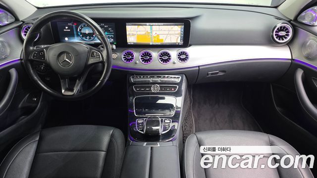Mercedes-Benz E-Class 2017 — photo 7