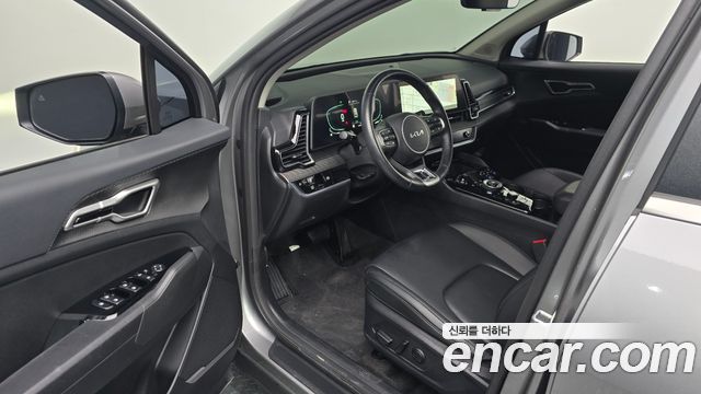 Kia Sportage 2023 — photo 13
