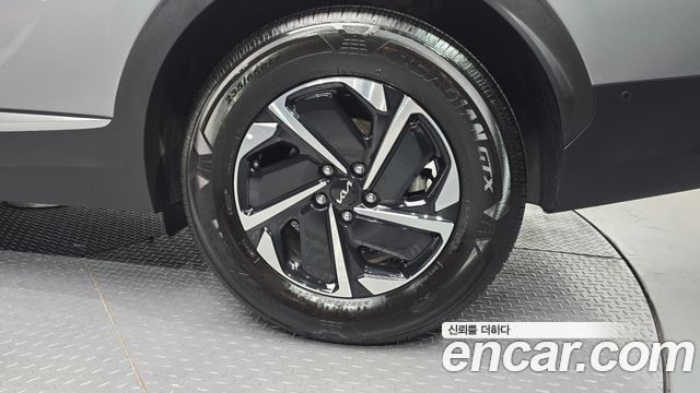 Kia Sportage 2023 — photo 7