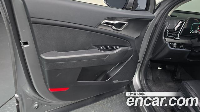 Kia Sportage 2023 — photo 14