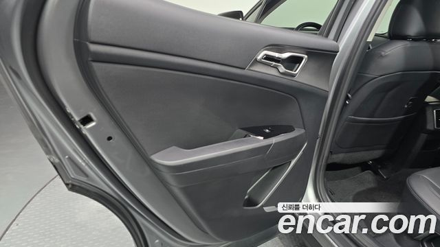Kia Sportage 2023 — photo 15