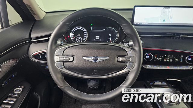Genesis GV70 2021 — photo 14