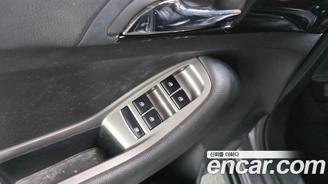 Chevrolet Korea Orlando 2012 — photo 16