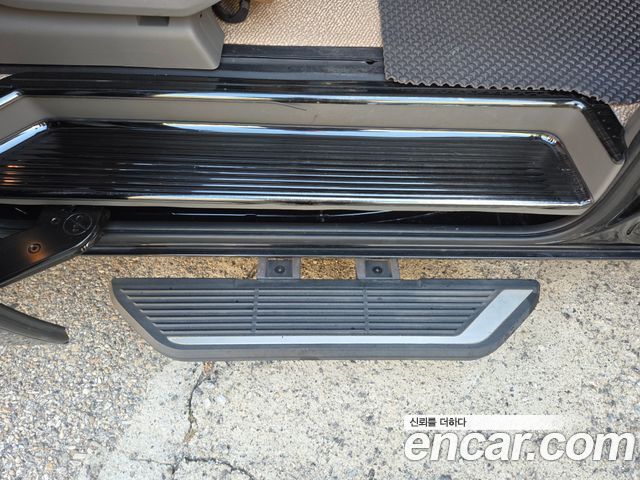 Hyundai Staria 2025 — photo 19
